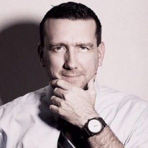 A las 10 pm
Delitos Informáticos Por IVC canal 23... 2 Cf-DbiSXIAEMu0F