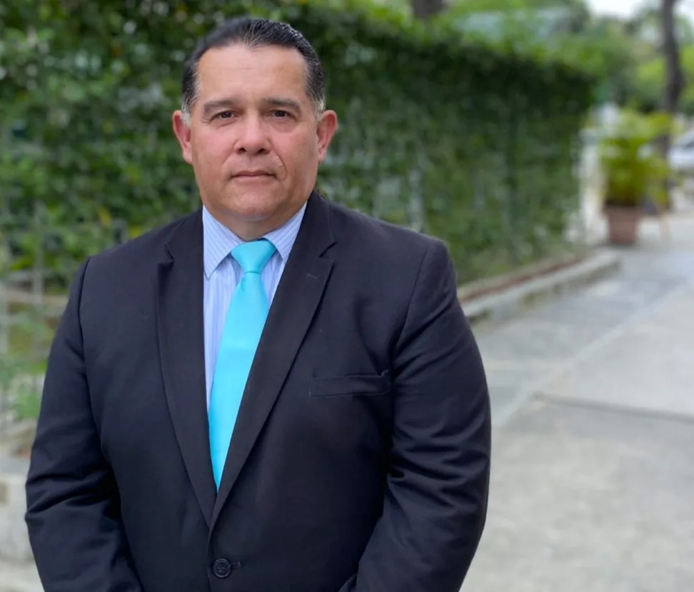 Raymond Orta Martínez, facilitador del curso